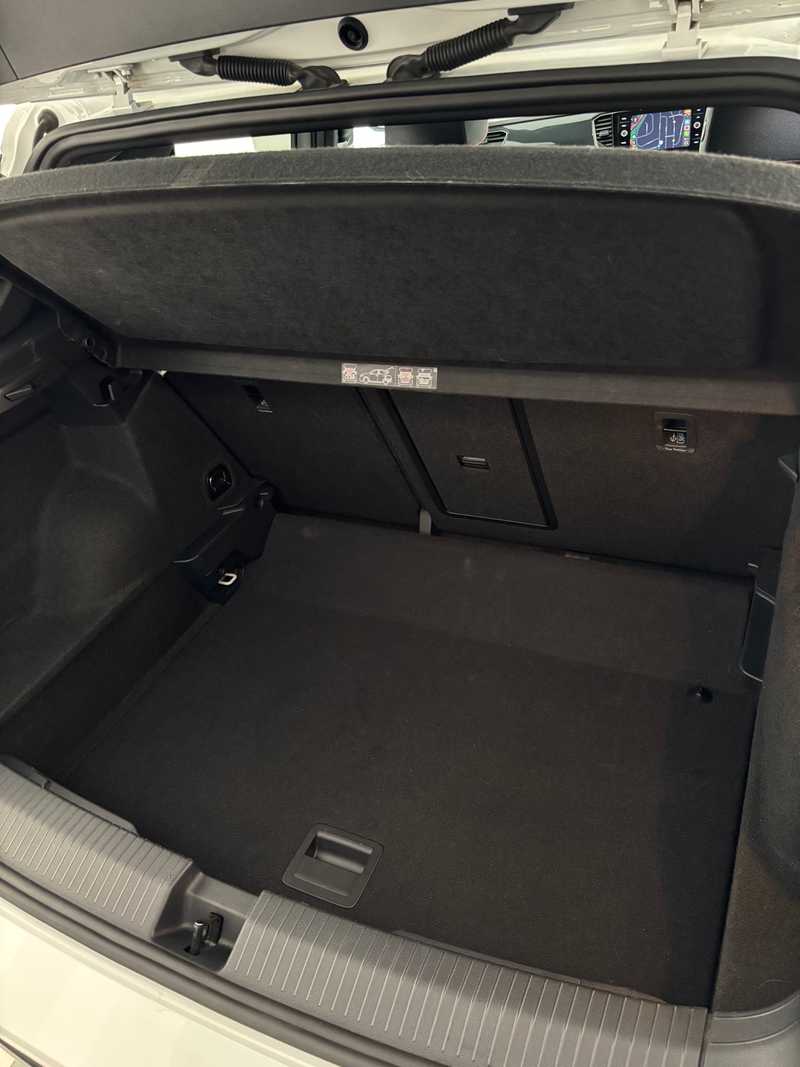 2021 Volkswagen T-Roc 1,5L 2021 Cyprus