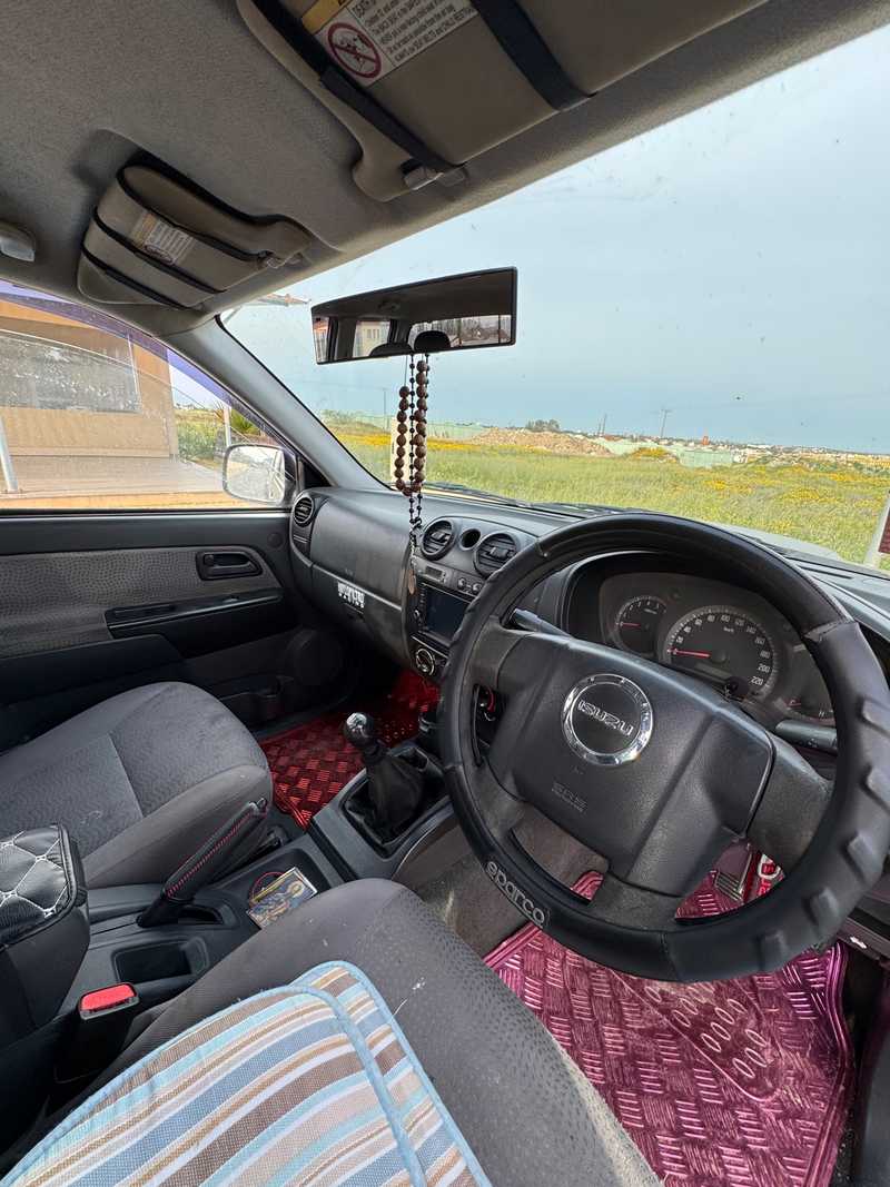 2007 Isuzu D-MAX 2,5L 2007 Cyprus