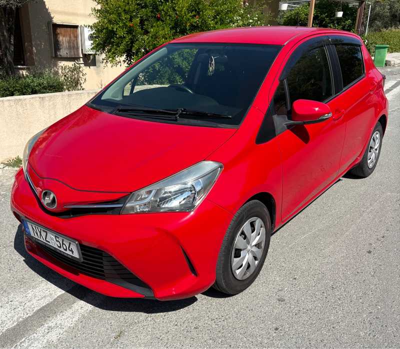2015 Toyota Vitz 1,3L 2015 Cyprus