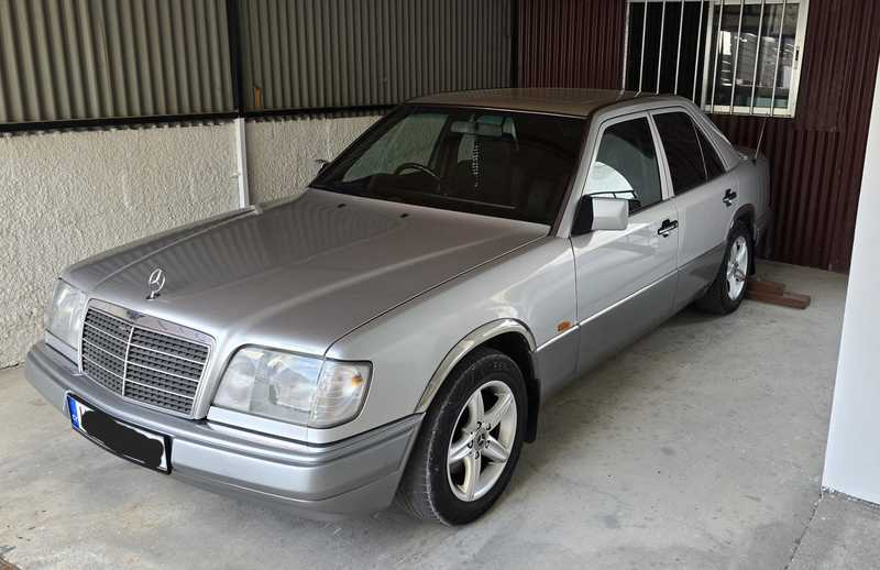 Mercedes-Benz E-Class 2,5L 1995