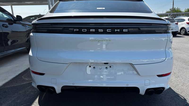 2025 Porsche Cayenne 3,0L 2025 Cyprus