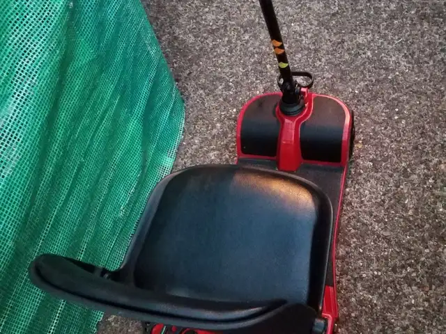 Pro Rider Foldable Mobility Scooter, Επαρχία Πάφου — Universal