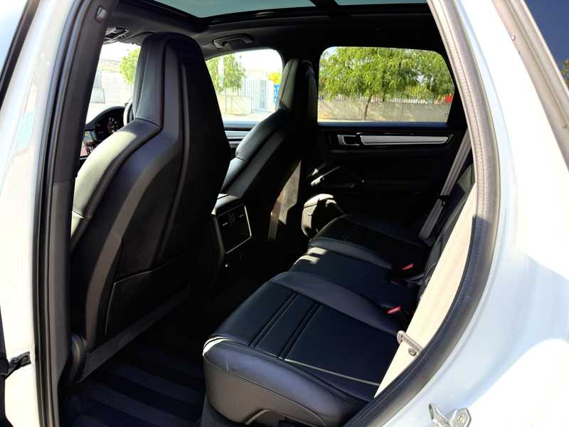 2022 Porsche Cayenne 3,0L 2022 Cyprus