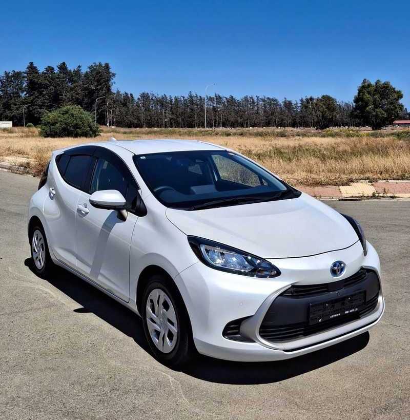 Toyota Aqua 1,5L 2025