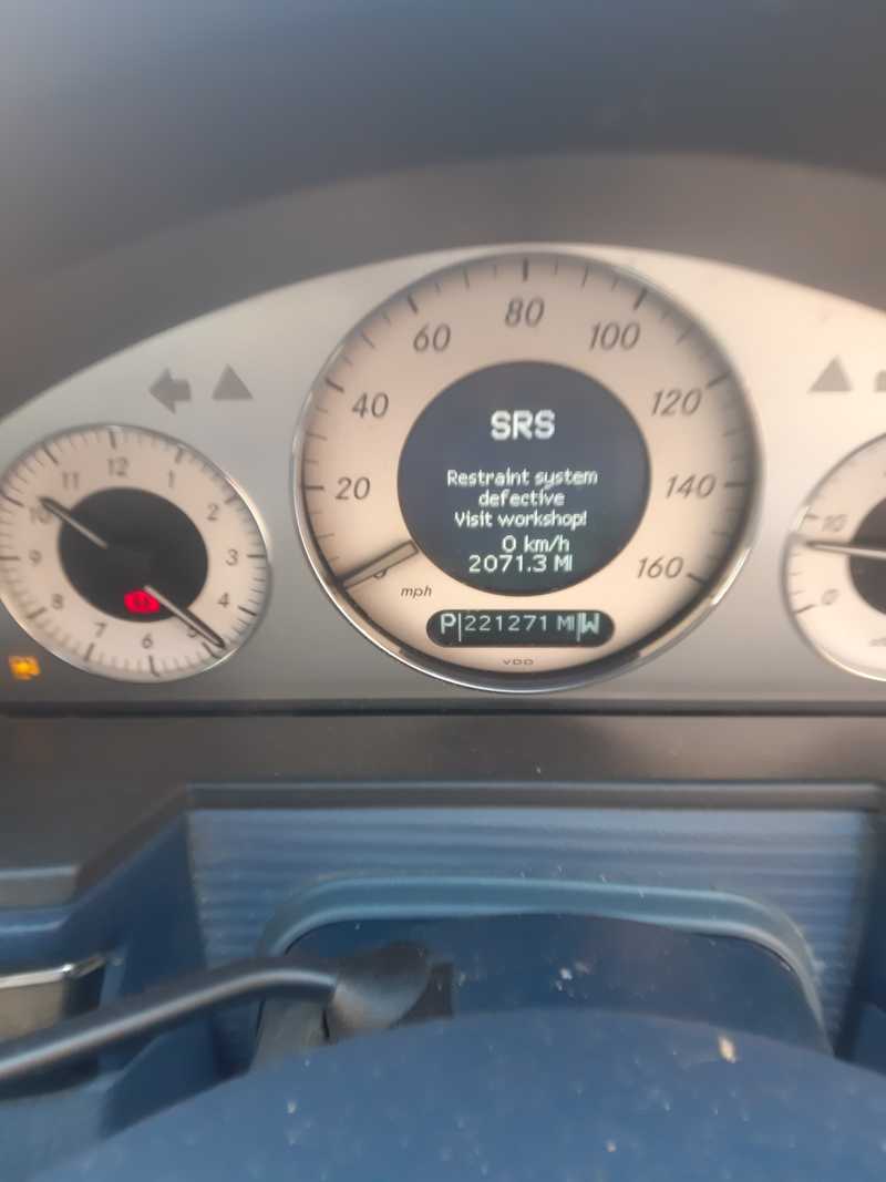 2003 Mercedes-Benz E-Class 2,2L 2003 Cyprus