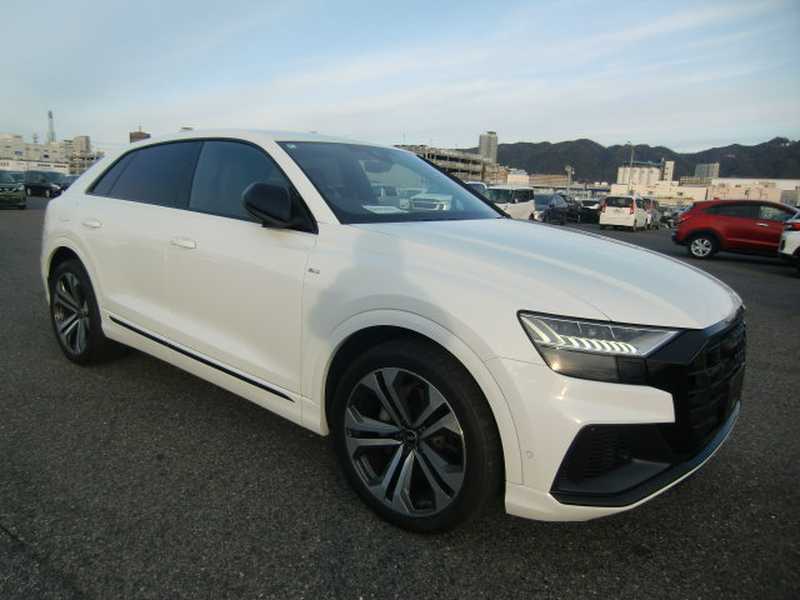 Audi Q8 3,0L 2022