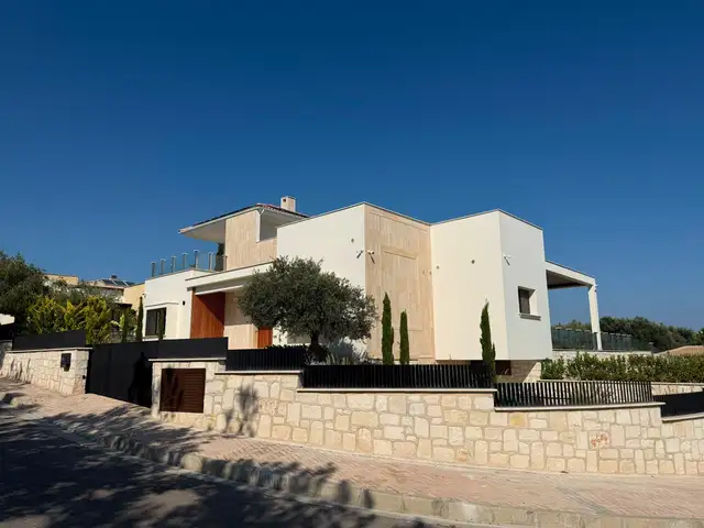 4-bedroom villa for sale, Paphos — Kouklia Pafou
