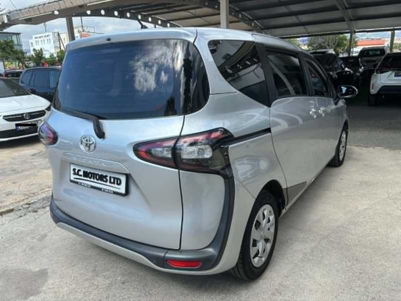 2016 Toyota Sienta 1,5L 2016 Cyprus