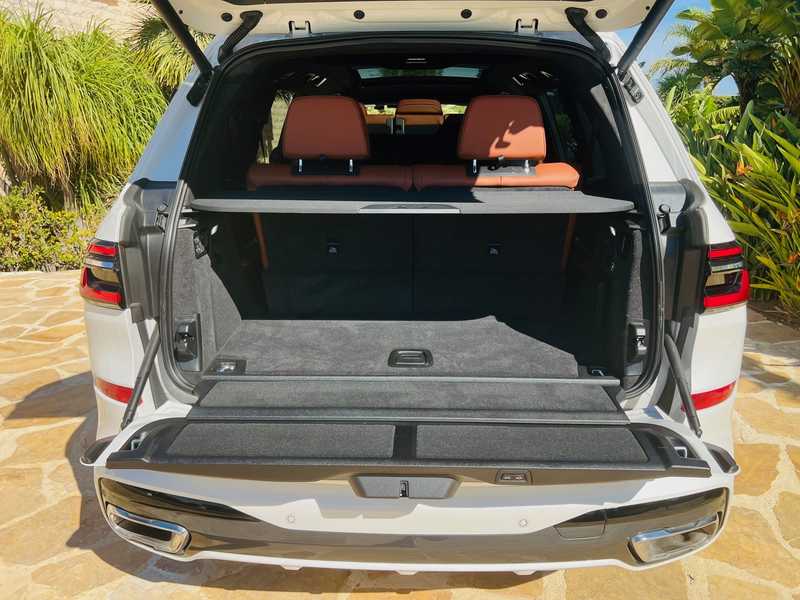2024 BMW X7 3,0L 2024 Cyprus