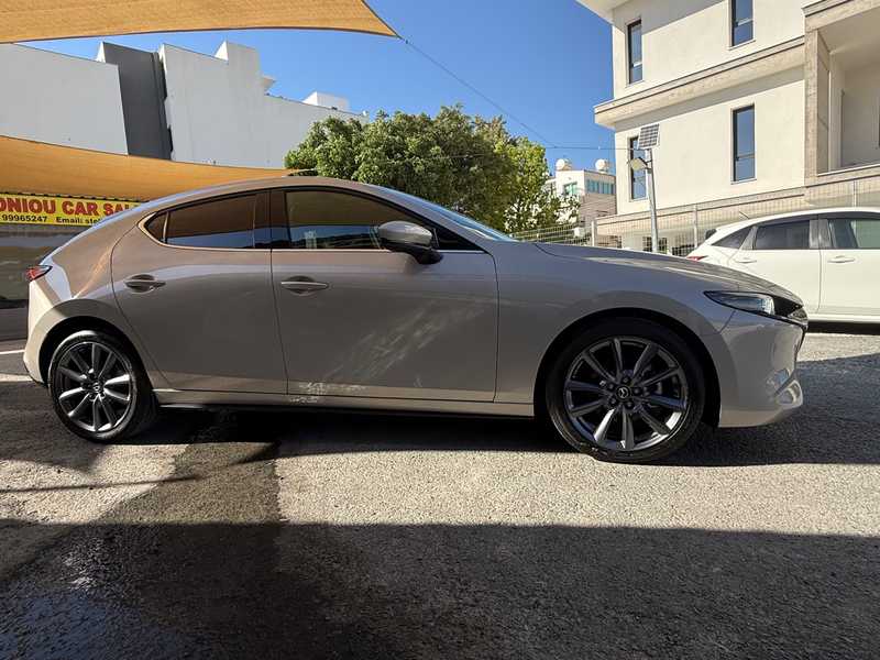 2023 Mazda 3 2,0L 2023 Cyprus