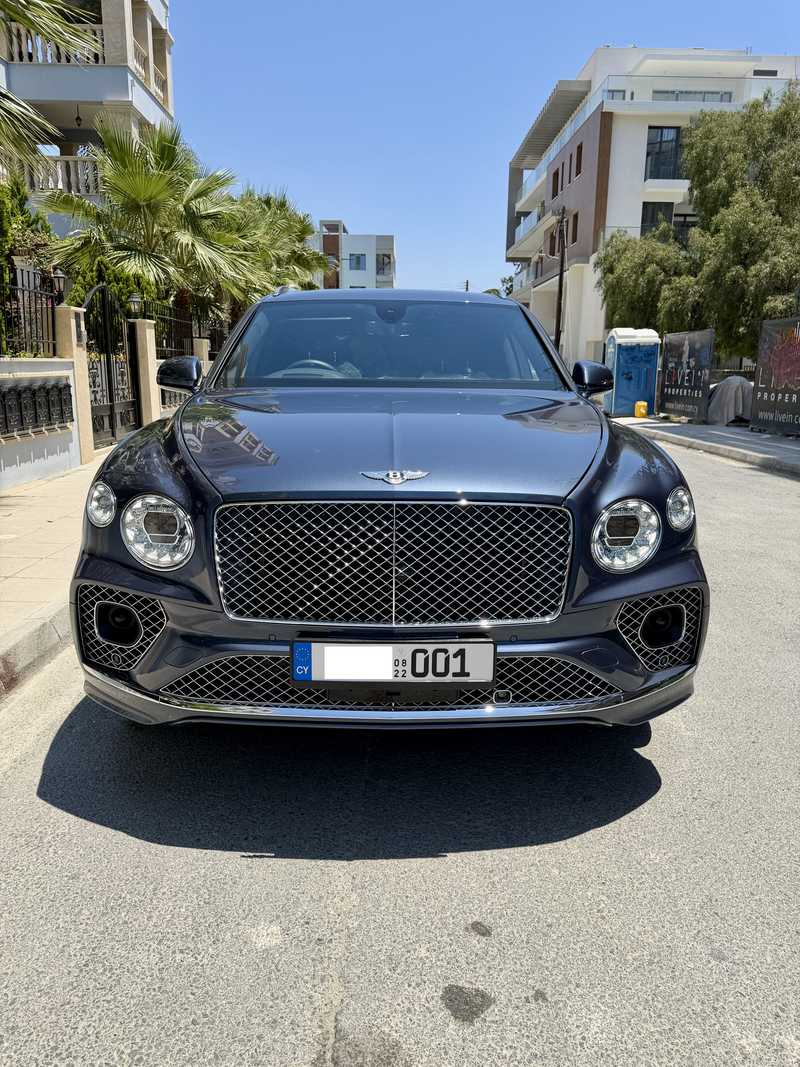 2022 Bentley Bentayga 4,0L 2022 Cyprus