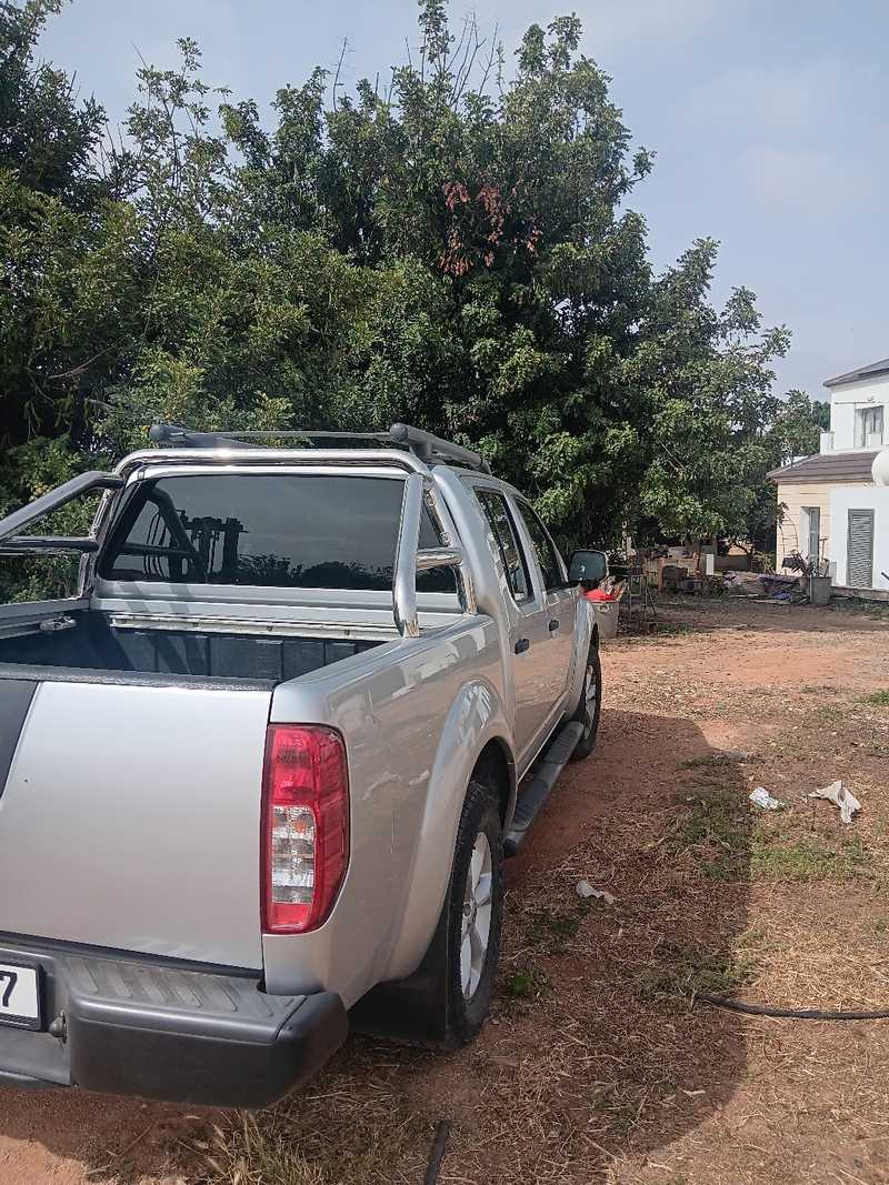 2013 Nissan Navara 2,5L 2013 Cyprus