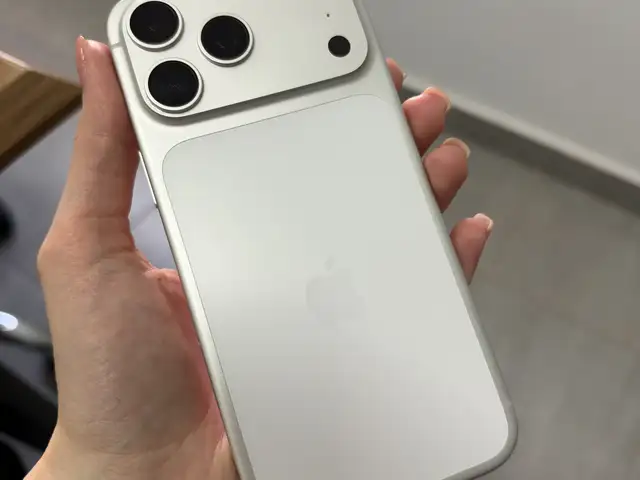 Iphone 17 pro max silver 256gb, Paphos — Chlorakas