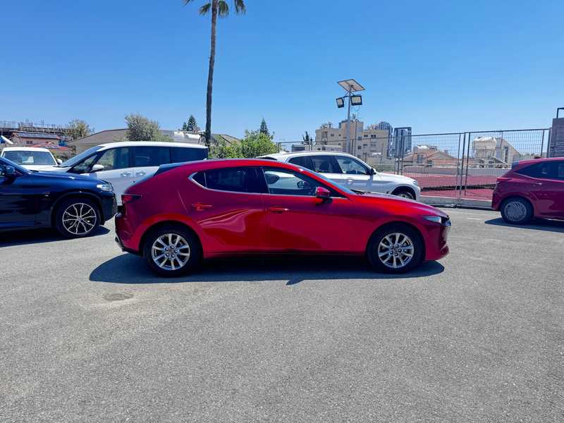 2023 Mazda 3 2,0L 2023 Cyprus