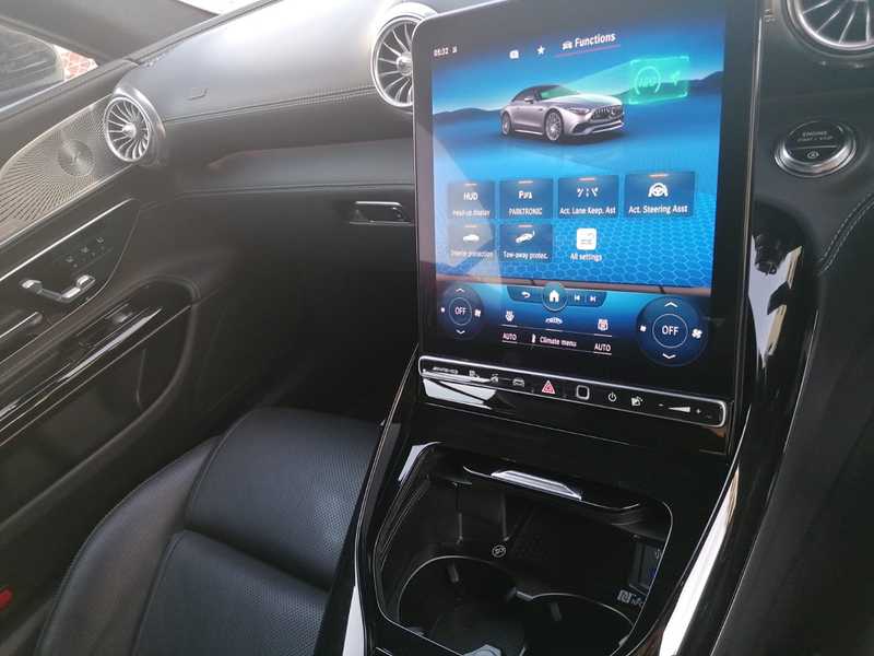 2022 Mercedes-Benz SL-Class 2,0L 2022 Cyprus
