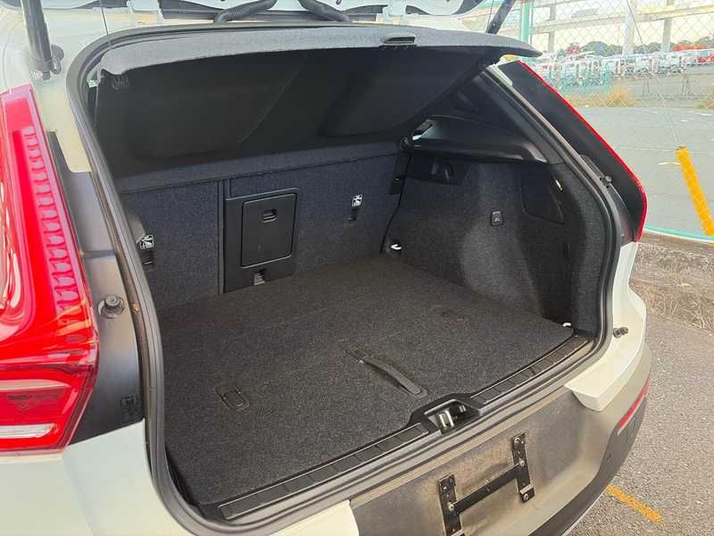 2022 Volvo XC40 2,0L 2022 Cyprus