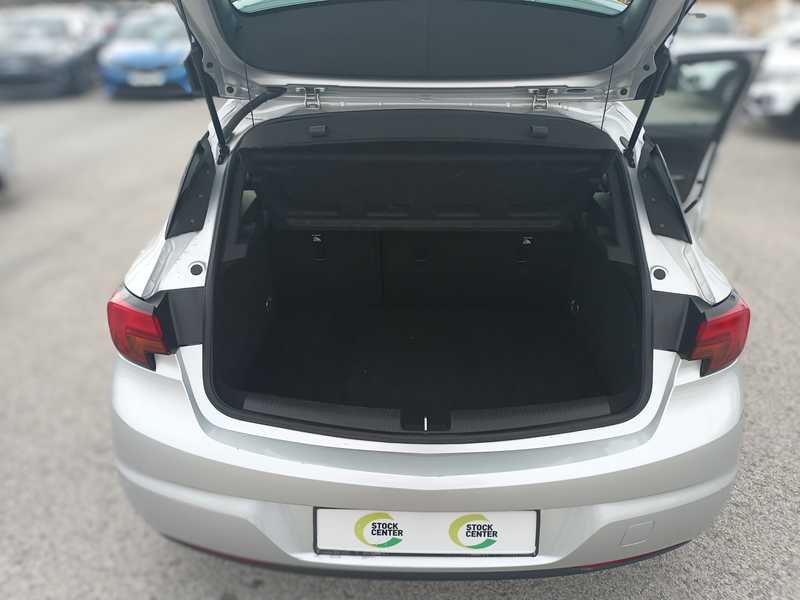 2021 Opel, Vauxhall Astra 1,5L 2021 Cyprus