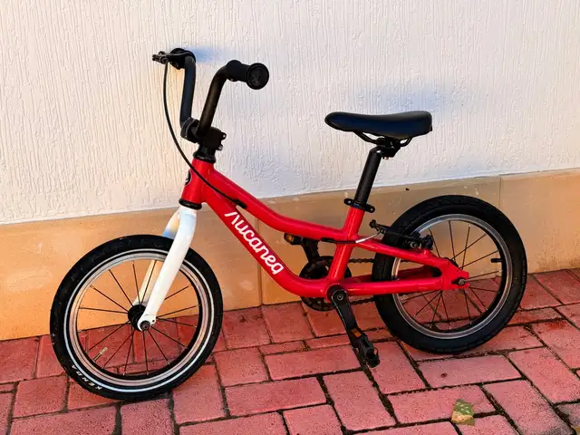 Aluminium 14 kids bike. weight 5kg, Limassol — Erimi