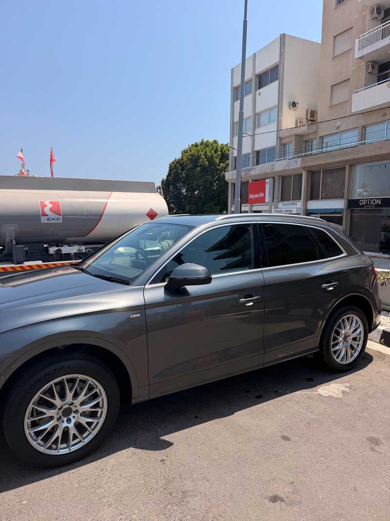 2021 Audi Q5 2,0L 2021 Cyprus