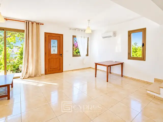 2-bedroom villa to rent, Paphos — Paphos - Universal - 6