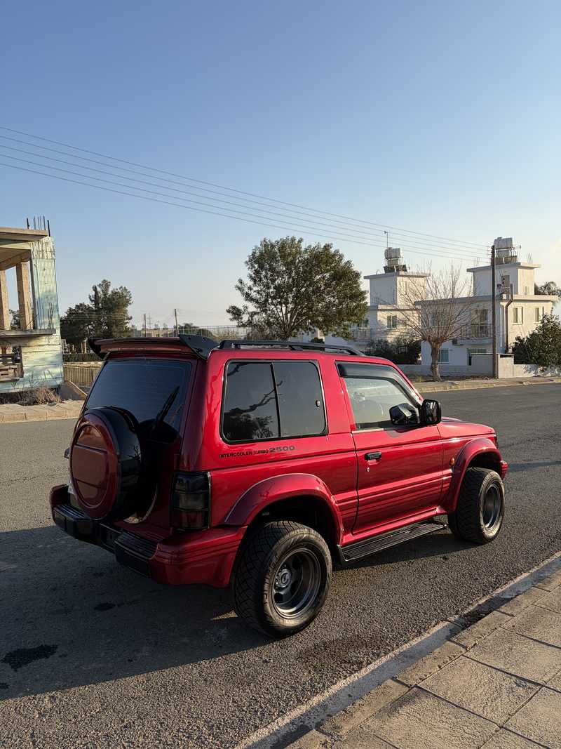 1992 Mitsubishi Pajero 2,5L 1992 Cyprus