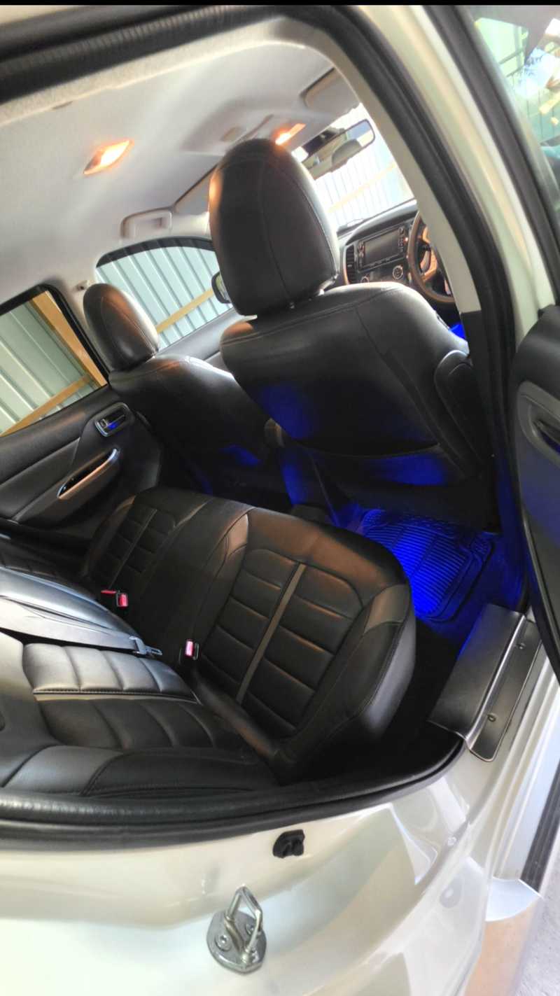 2017 Mitsubishi L200 2,4L 2017 Cyprus