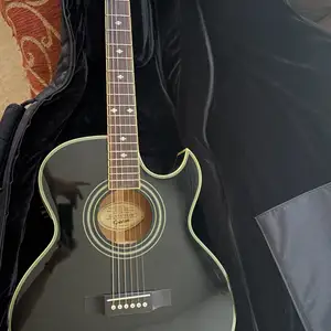 Epiphone guitar acoustic, Nicosia — Lakatameia - Archangelos-Anthoupoli