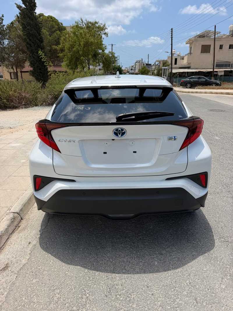 2023 Toyota C-HR 1,8L 2023 Cyprus