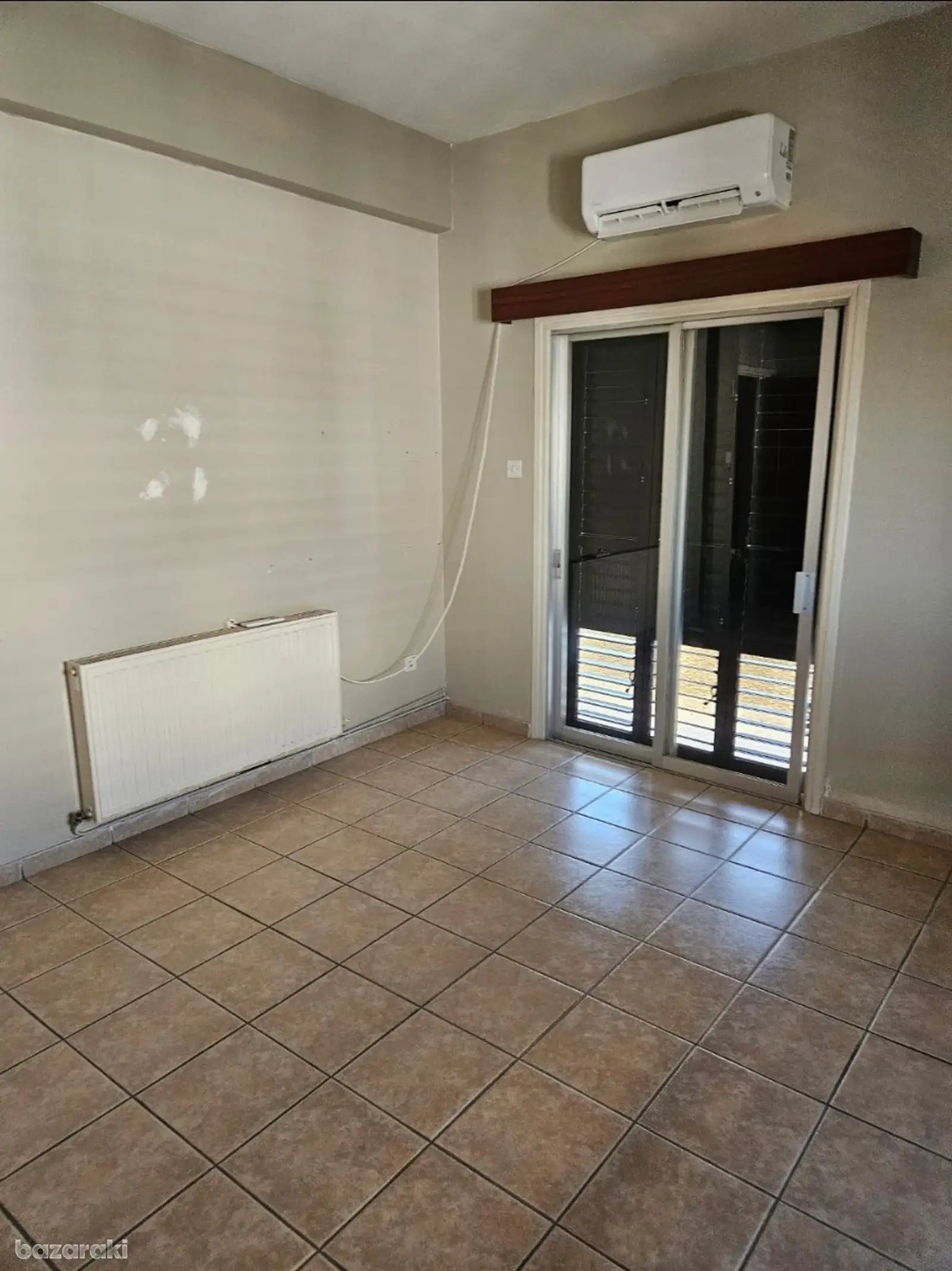 House, 3 bedrooms — 11