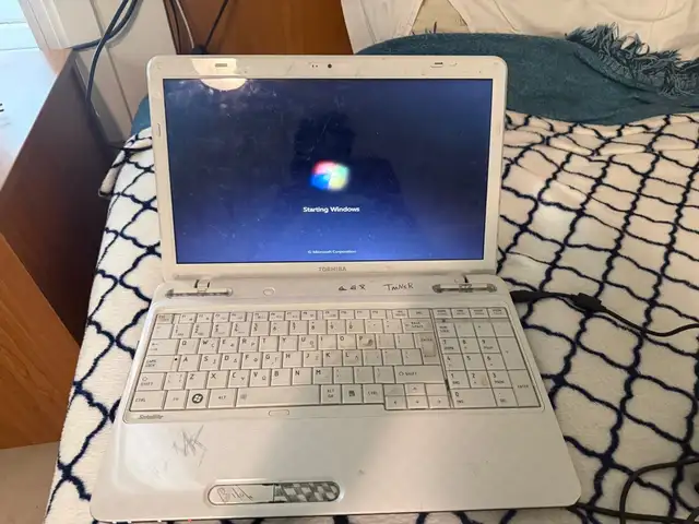 Toshiba laptop model bce, Nicosia — Nicosia - Ag Konst and Elenis