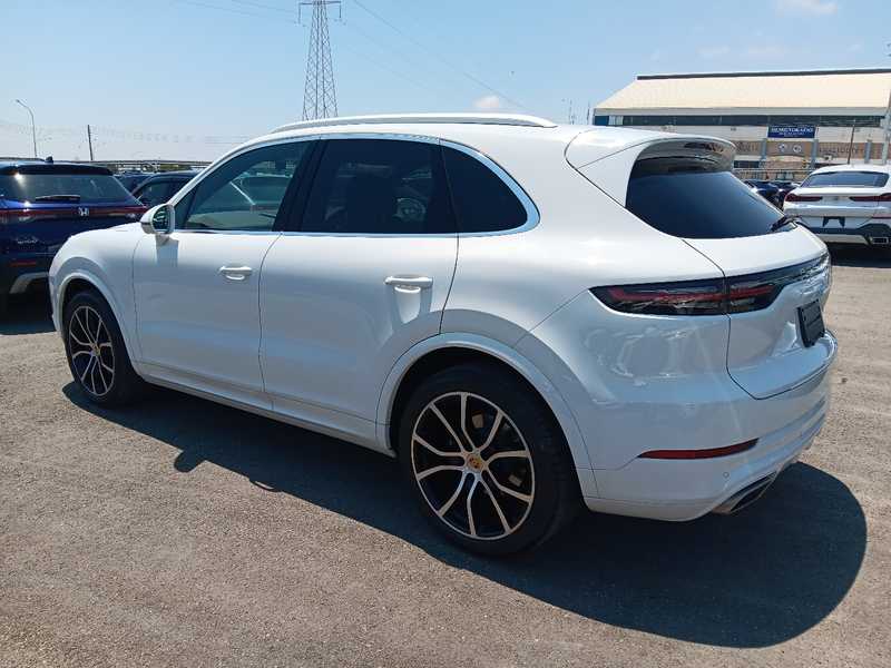 2022 Porsche Cayenne 3,0L 2022 Cyprus