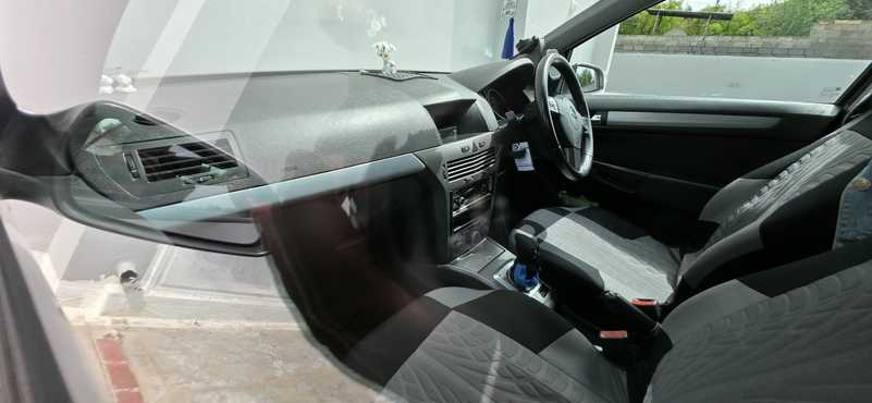 2006 Opel, Vauxhall Astra 1,6L 2006 Cyprus