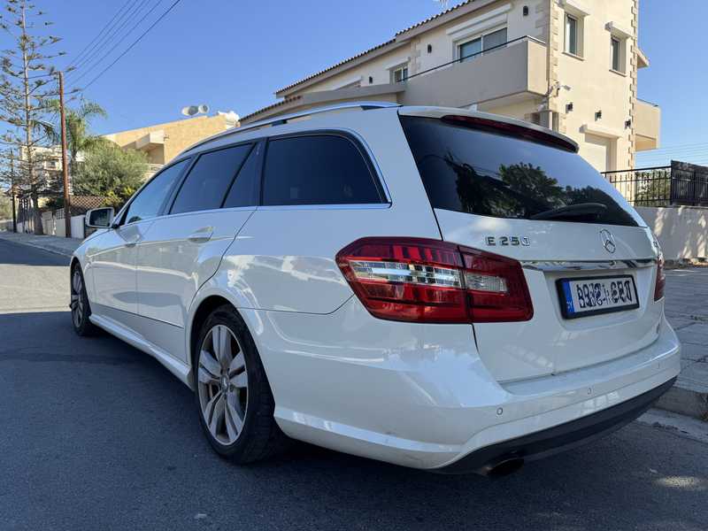 Mercedes-Benz E-Class 2,5L 2011