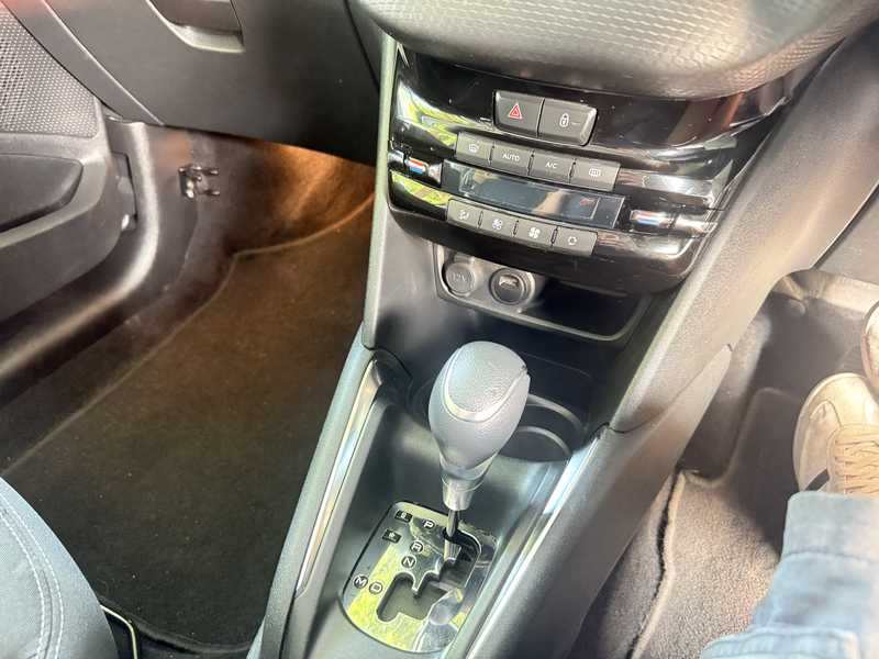 2019 Peugeot 208 1,2L 2019 Cyprus