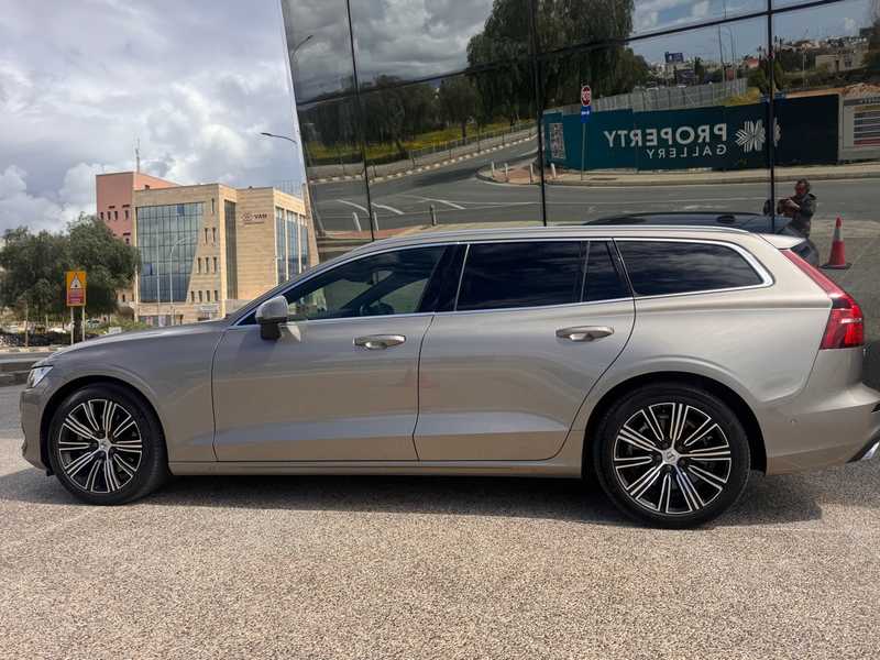 2022 Volvo V60 2,0L 2022 Cyprus
