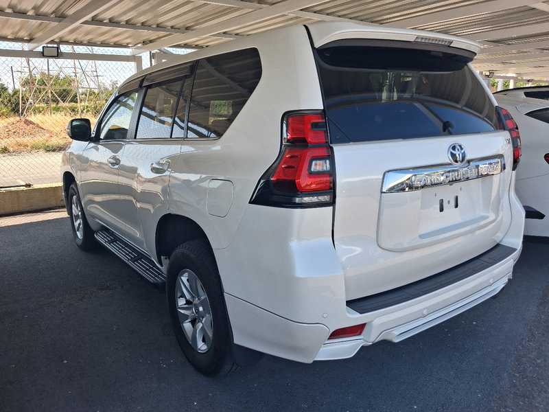 2025 Toyota Land Cruiser Prado 2,8L 2025 Cyprus