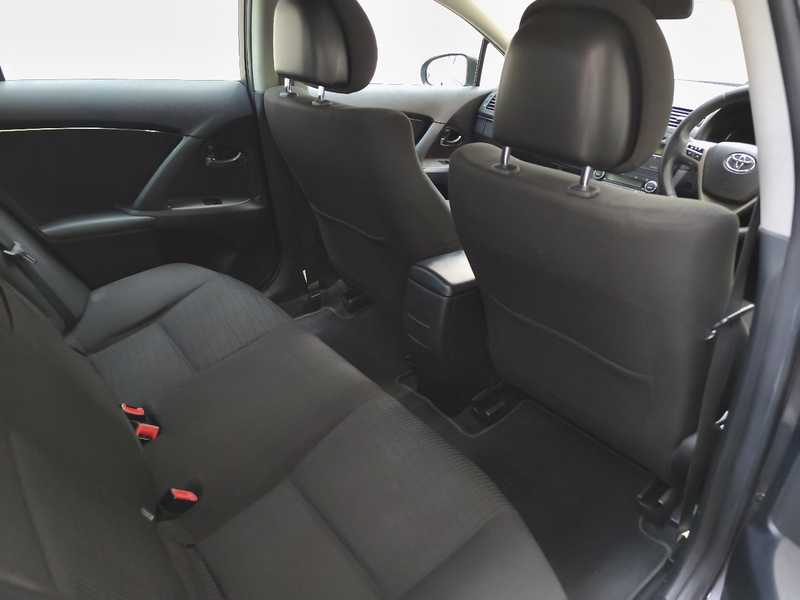 2010 Toyota Avensis 1,6L 2010 Cyprus