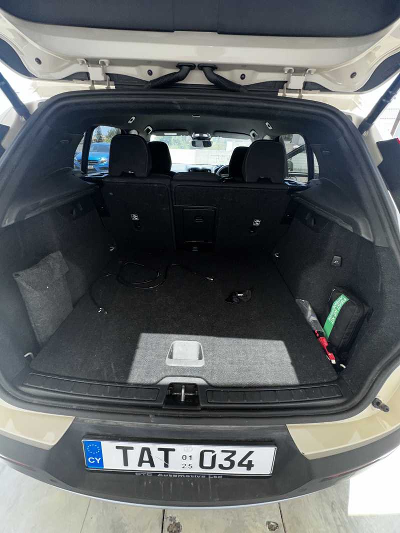 2025 Volvo XC40 2,0L 2025 Cyprus