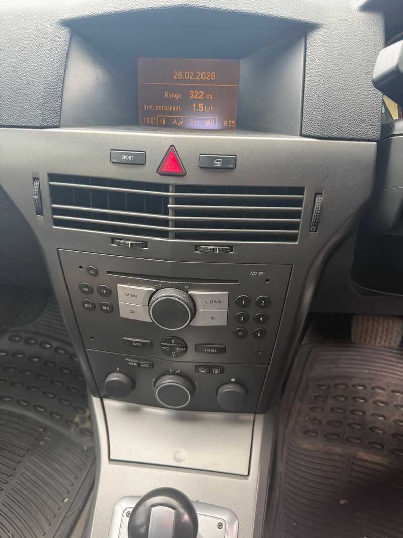 2005 Opel, Vauxhall Astra 1,6L 2005 Cyprus