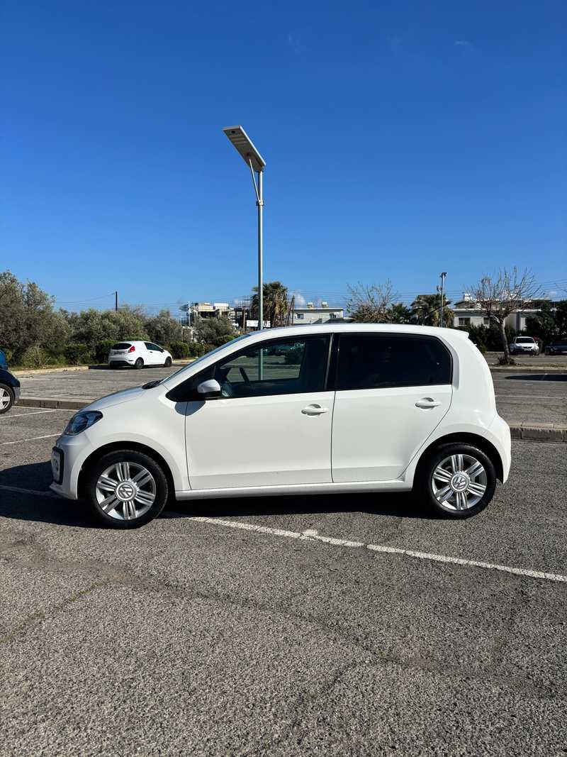 2019 Volkswagen UP 1,0L 2019 Cyprus
