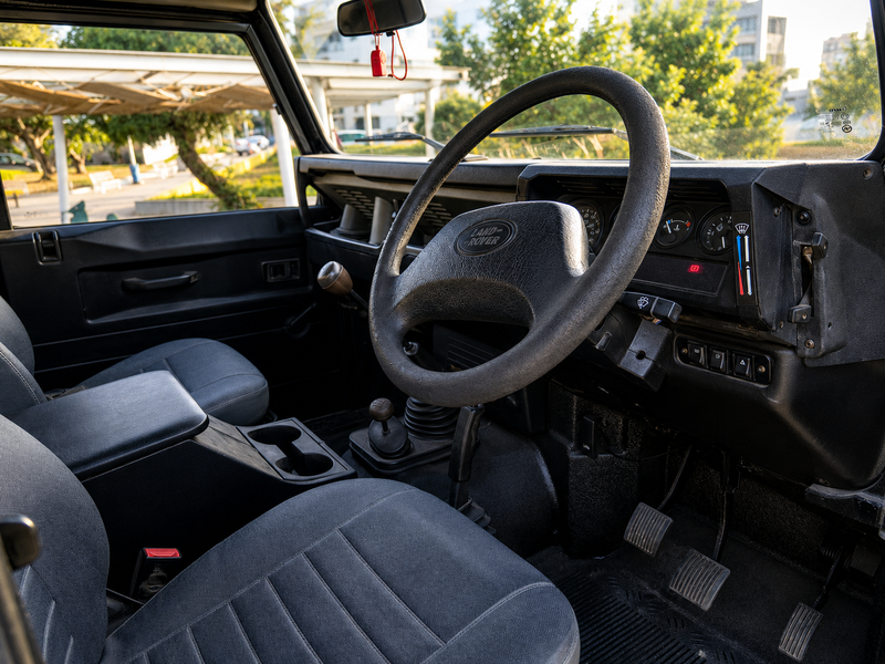 1999 Land Rover Defender 2,5L 1999 Cyprus