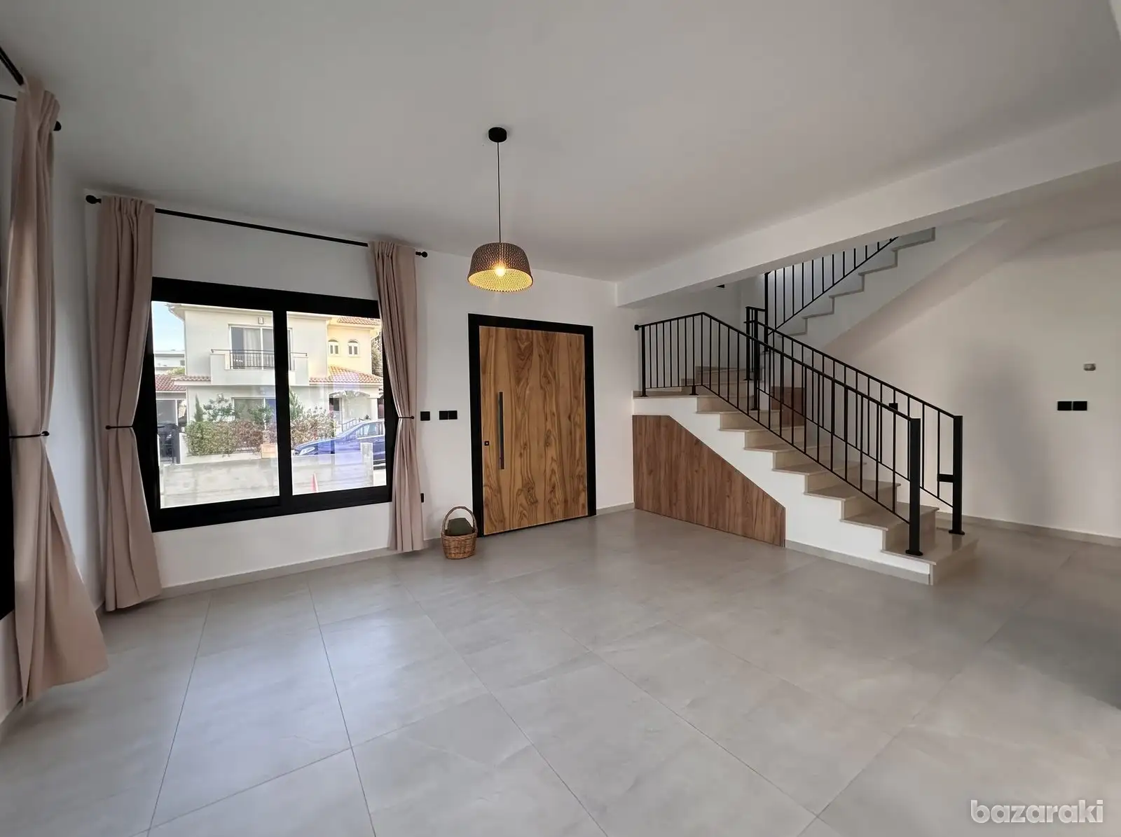 House, 4 bedrooms — 5