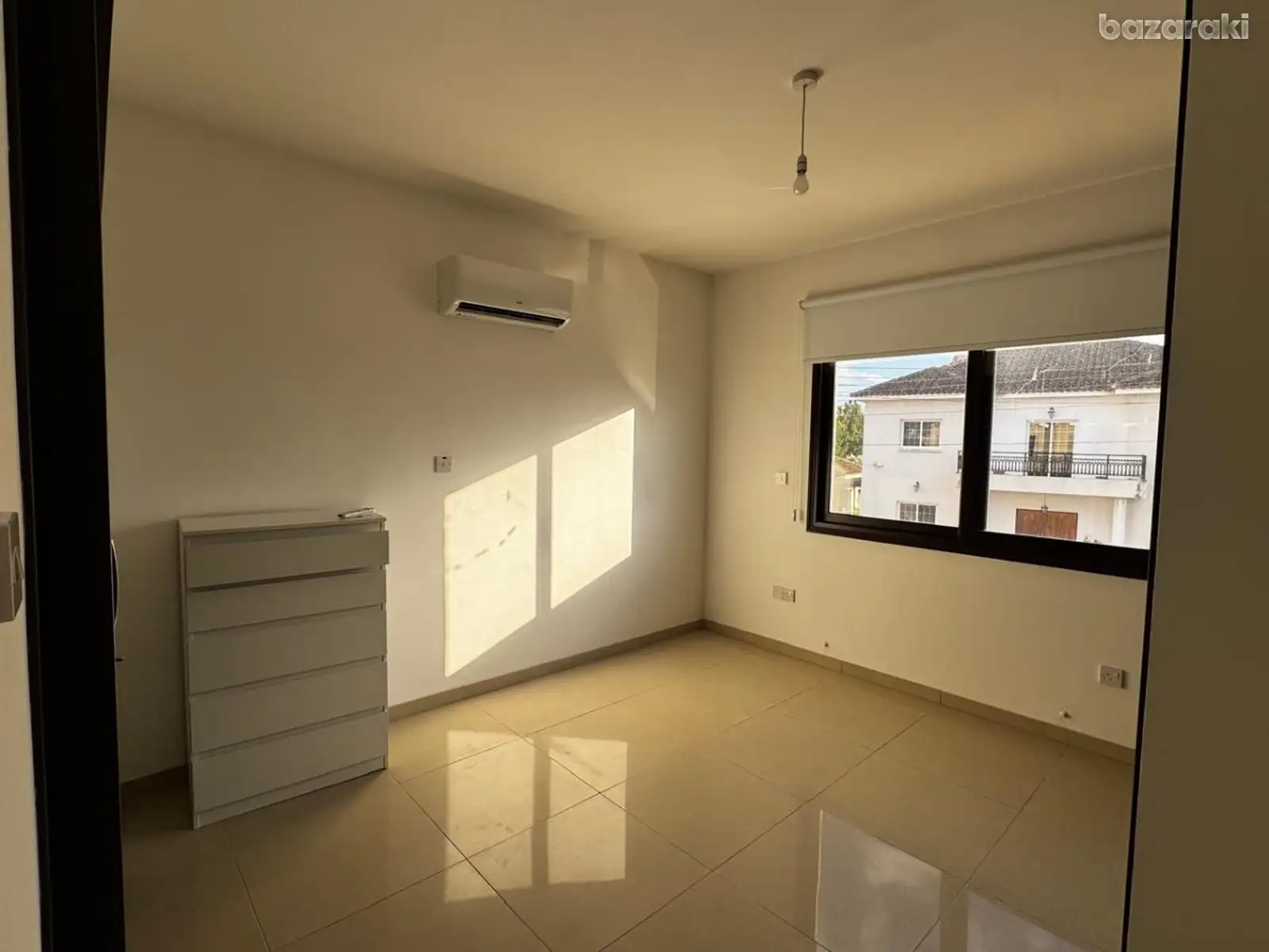House, 3 bedrooms — 11