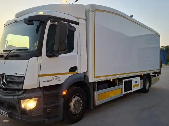 Mercedes-benz fridge excellent condition, Nicosia — Strovolos - Agios Vasileios