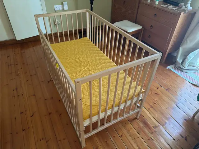 Sniglar ikea baby cot + 2 mattresses, Επαρχία Λεμεσού — Λεμεσός - Καθολική