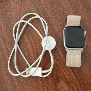 Apple watch se 44mm πολύ καλή κατάσταση, Limassol — Kato Polemidia