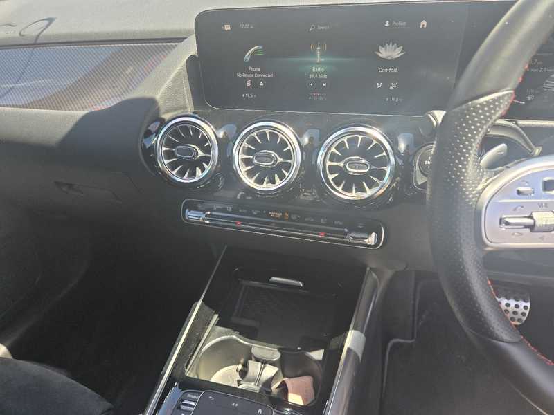 2021 Mercedes-Benz GLA-Class 2,0L 2021 Cyprus