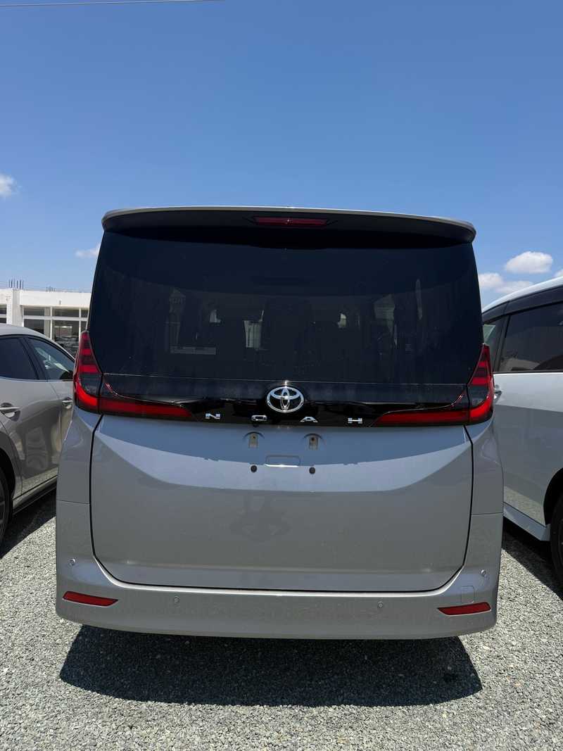 2023 Toyota Noah 2,0L 2023 Cyprus