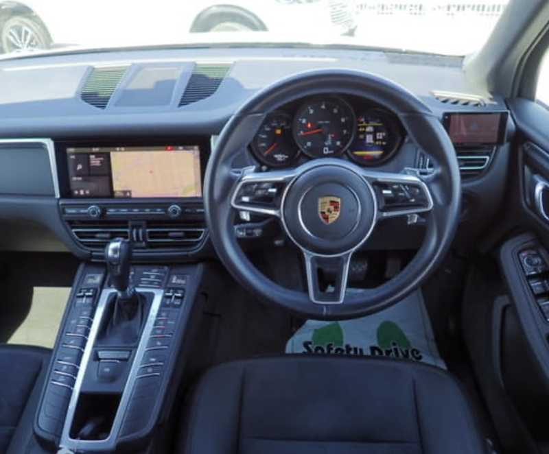 2022 Porsche Macan 2,0L 2022 Cyprus