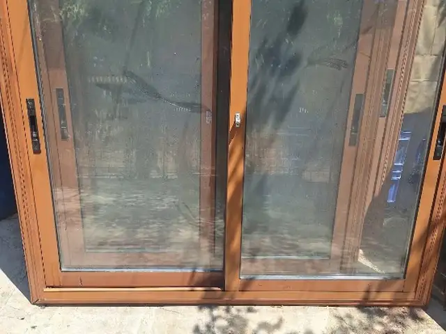 4 Μεγάλα παράθυρα Αλουμινίου με διπλό γυαλί και ασφάλεια μαζι με 8 τελάρα, Επαρχία Λεμεσού — Ύψωνας